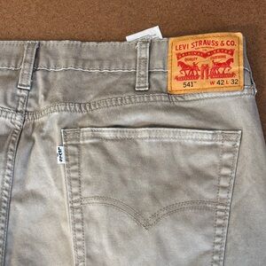 Levi's Men's 541 Relaxed Fit Light Tan Jeans Athletic Cut 42x32